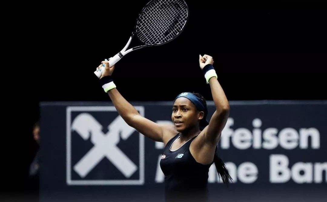 霍伊伦正在 霍伊伦正在